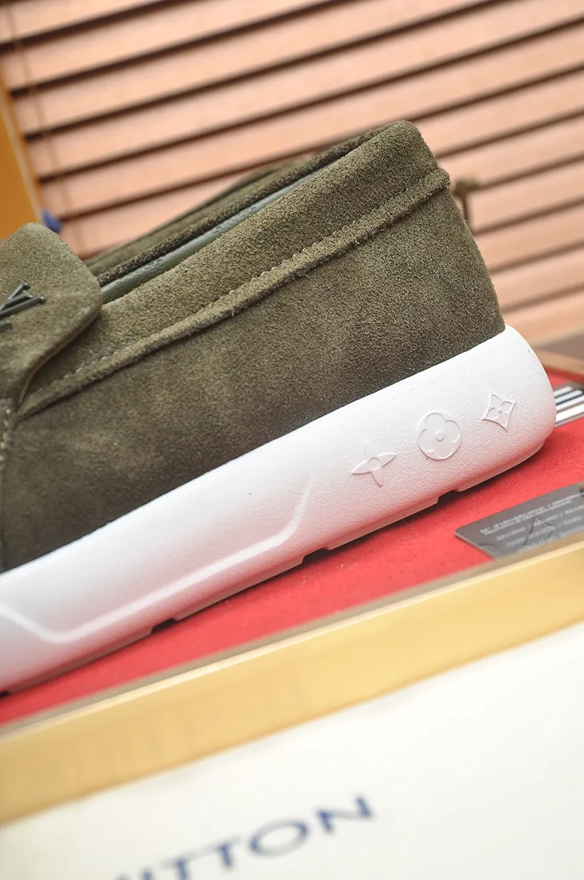 Men's men's shoes 💰700💶[LOUIS VUITTON] new original order 🍀LV Louis Vuitton * - top version of LV classic trendy shoes! Made of imported original LV fabric with rubber surface, breathable cowhide lining, and original wear-resistant rubber foam outsole! High quality products! The yardage is 38-44.